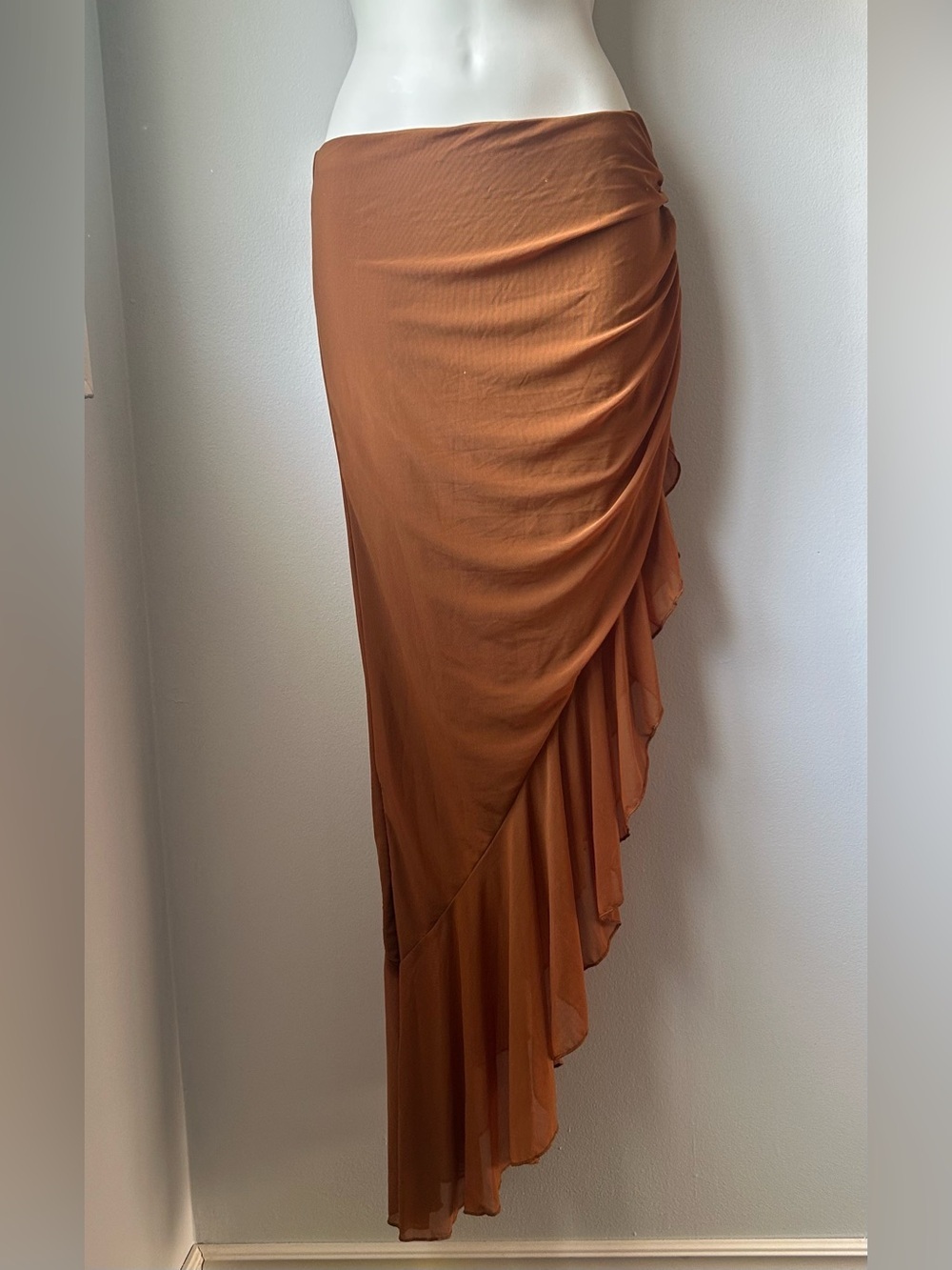 ⚡️2 for $38 NWT Rust Asymmetrical Ruffle High-Low Skirt